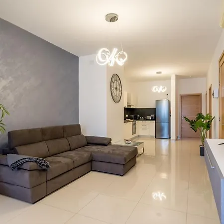 Appartamento Brand New Apartment-2 Min From The Sea-central Bugibba