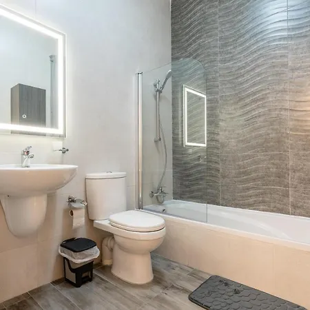 Brand New Apartment-2 Min From The Sea-central Bugibba * San Pawl il-Baħar